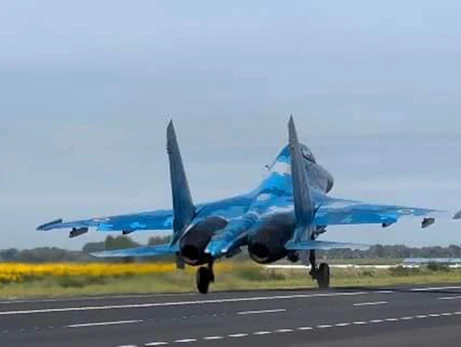 Генштаб: ЗСУ відбили 8 російських атак, збивши 4 ворожих літака
