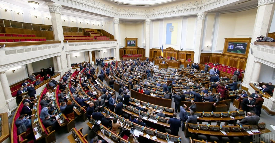 В Україні дозволили демобілізацію військових, у яких народилася третя дитина