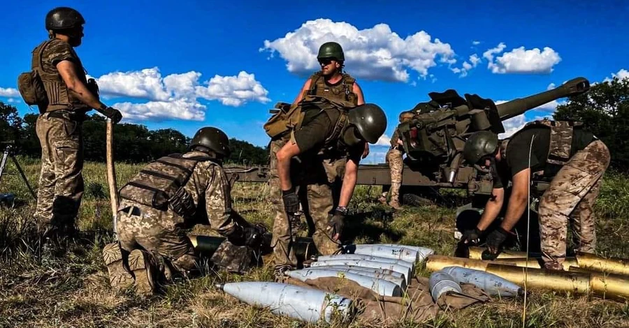 ЗСУ завдали ударів по складам та розташуванням росіян на Херсонщині