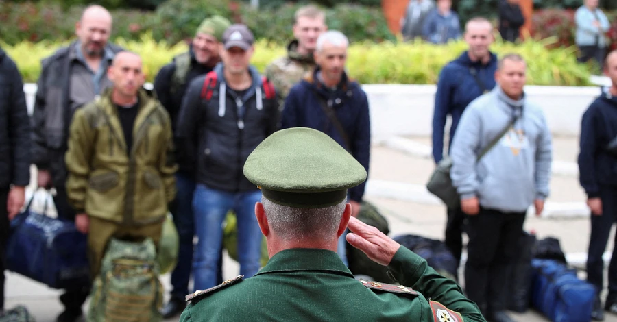 Мобілізація по-російськи: забирають інвалідів та забороняють переїжджати