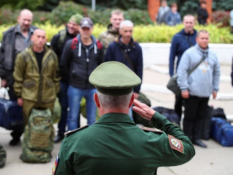 Мобілізація по-російськи: забирають інвалідів та забороняють переїжджати