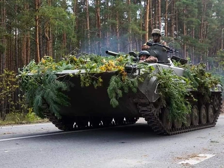 Генштаб: Українські захисники знищили вісім командних пунктів та три склади росіян  