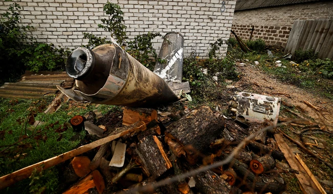 Російська ракета в саду будинку в Краматорську.
