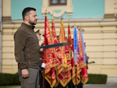 Зеленський присвоїв звання Героїв України командувачу Повітряних сил та сотному УПА