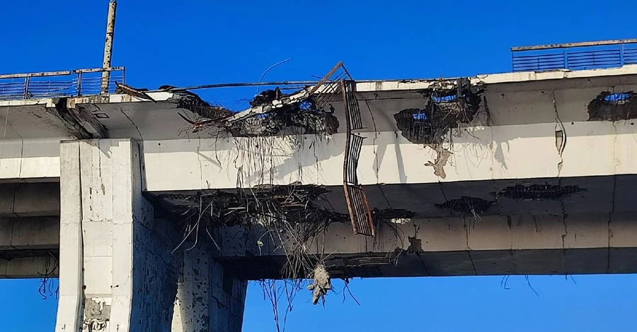 У ЗСУ підтвердили удар по Антонівському мосту, цивільні не постраждали