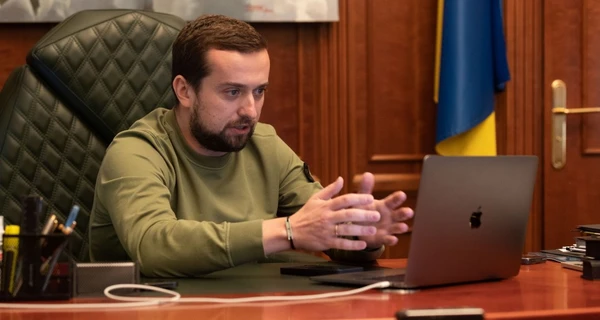 Кирило Тимошенко відмовився від службового авто через резонанс у мережі