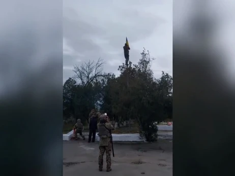 ЗСУ встановили український прапор у ще одному селі на Херсонщині