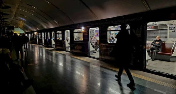 Метро в Киеве не будет ходить до конца дня, но обещают дополнительные автобусы