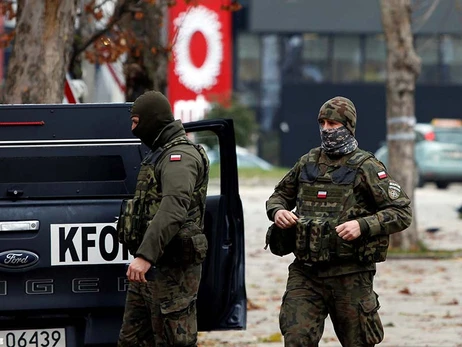 Польща веде розслідування через вибух гранатомета у штаб-квартирі поліції 