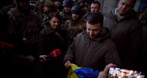 Володимир Зеленський побував у Бахмуті - в одній із найгарячіших точок на фронті