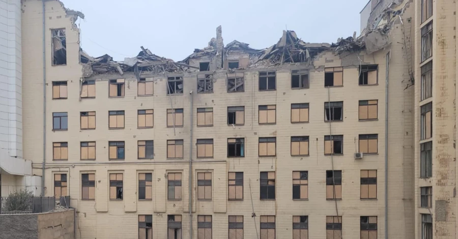 Россияне нанесли ракетный удар по центру Харькова, есть пострадавшие