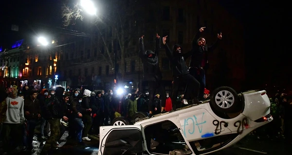 У Грузії третій день тривають протести - частину затриманих випустили із СІЗО