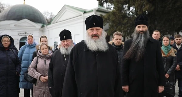 Ченці УПЦ МП відмовилися покинути Києво-Печерську лавру