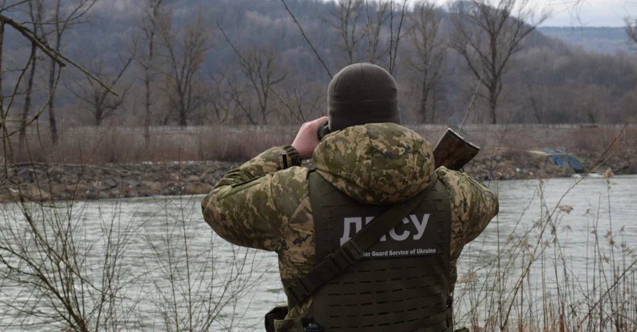 У Тисі шукають тіло ухилянта, який потонув при спробі втекти