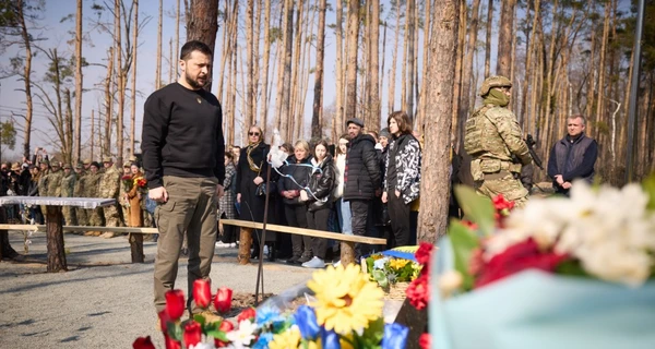 Володимир Зеленський відвідав Мощун на Київщині у річницю звільнення села