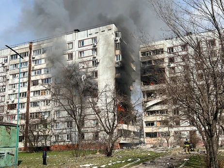 Две российские ракеты попали в многоэтажку в Запорожье