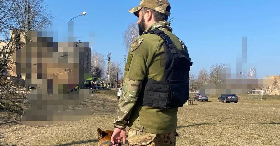 Дві доби близько сотні поліцейських шукали дівчинку, яку забрала з дому тітка