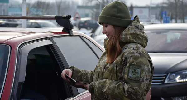 Румыния приостановила пропуск грузовиков на границе с Украиной из-за непогоды