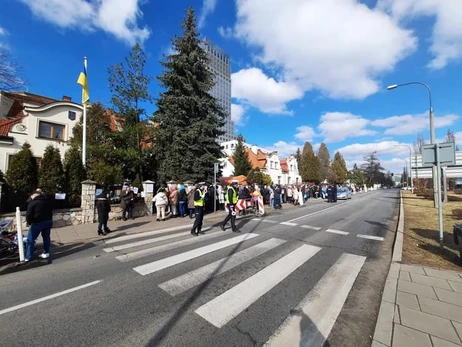 В Польше умер украинец, который поджег себя под консульством Украины