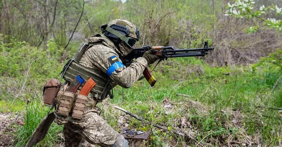 Генштаб: В Бахмуті та Мар’їнці тривають бої, ЗСУ тримають оборону