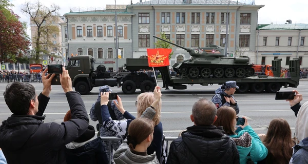 На параді у Москві показали єдиний танк - радянський Т-34