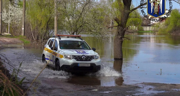 В Киеве опять вырос уровень воды в Днепре, но аварийных подтоплений нет 