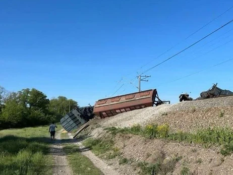 Ранок в окупованому Криму почався з вибуху на залізниці