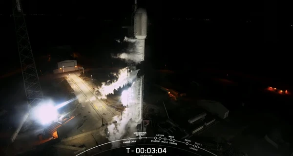  SpaceX успешно вывела на орбиту 22 единицы новейших спутников V2 mini 