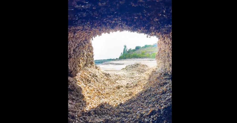 На дні Каховського водосховища знайшли печери монастиря