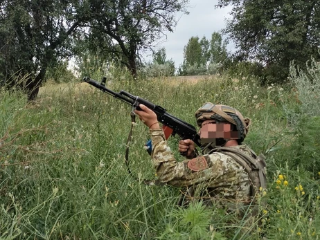 Пограничник с позывным Музыкант приземлил рой из вражеских дронов