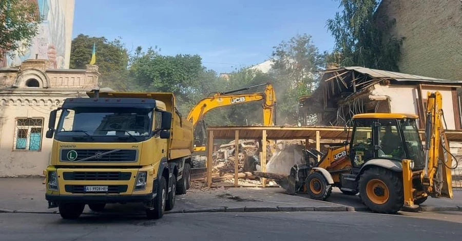 Полиция открыла дело по сносу 200-летнего дома в Киеве ради возможной застройки