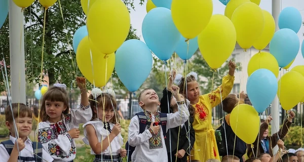 Нововведення 1 вересня: три форми навчання, тести для четверокласників та «дронознавство»