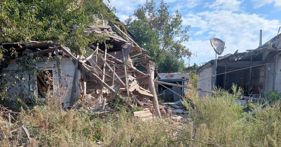 Под Запорожьем РФ атаковала дронами Трудовое, есть разрушения 