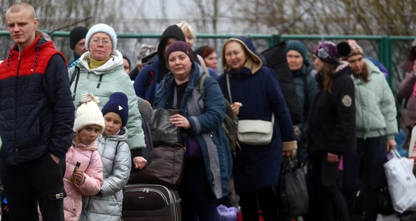 Евросоюз продлил временную защиту для украинцев, Польша была против