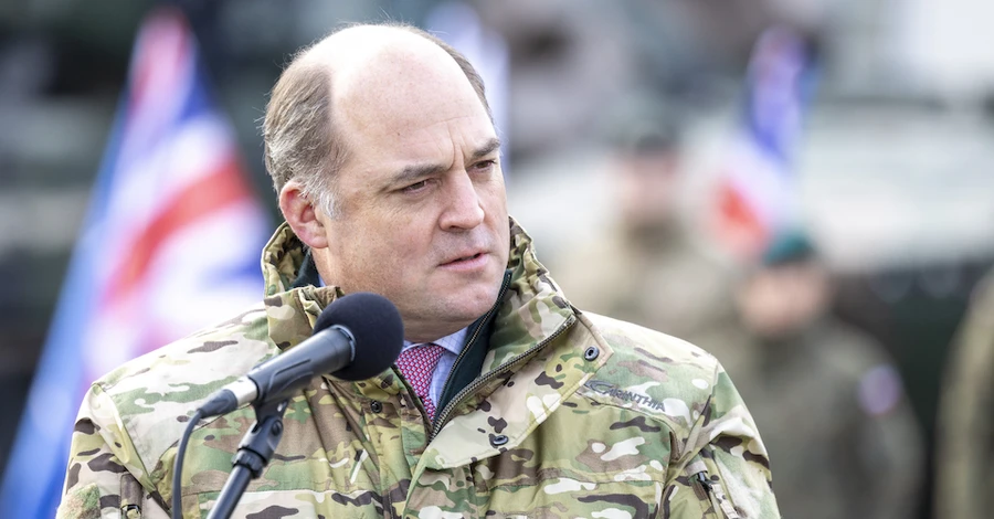 Українські військові експерти про колонку Бена Воллеса: Щодо загальної мобілізації він має рацію