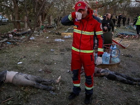 На поминках військового у селі Гроза, куди поцілила російська ракета, загинула його сім'я