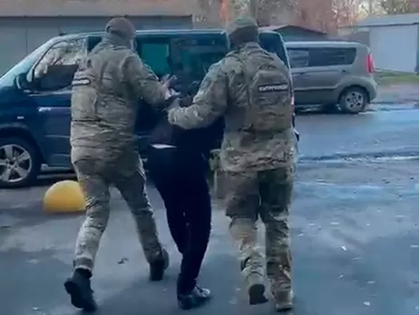 СБУ затримала доцента університету, який коригував удари РФ по Харкову