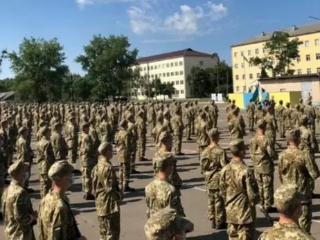 В Черниговской области военная часть закупила генераторы по завышенной цене, но военным они не достались