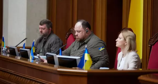 Рада підтримала законопроєкт про англійську мову - скандальну норму про фільми вилучили