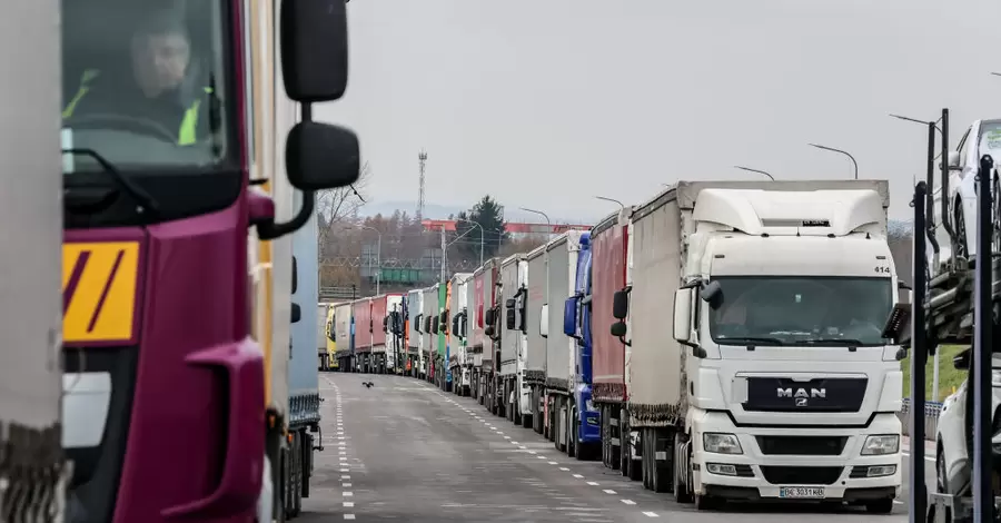 Блокаду на польско-украинской границе снимет Латвия или новое польское правительство 