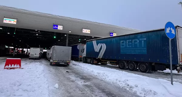 Євродепутати звернулися із жорсткою заявою до Дуди через блокаду кордону