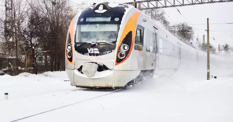 В Польше с рельсов сошел грузовой поезд, Укрзализныця предупредила о задержке рейсов