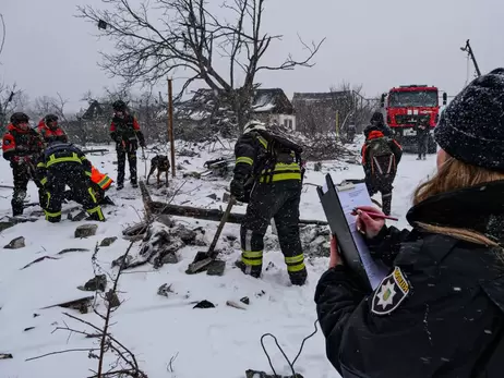 У Покровському районі через дві доби після удару завершили пошукові роботи - загинула сім'я