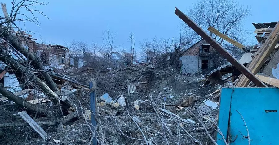 В Хмельницком до трех возросло количество жертв ракетного удара по объекту инфраструктуры