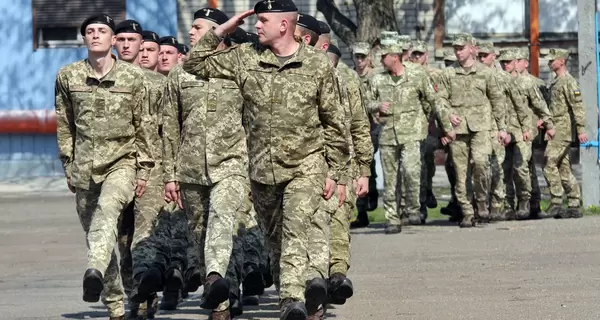 Арахамія запропонував відправляти депутатів у військові навчальні центри разом з іншими українцями