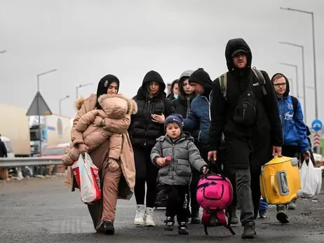 Польша продлила временную защиту украинцев до июня этого года