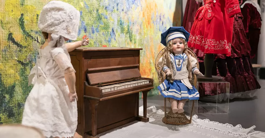 У Києві вперше відкрили унікальну виставку дитячого одягу 1820–1920 років