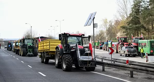 Польські фермери розблокували пункт пропуску 