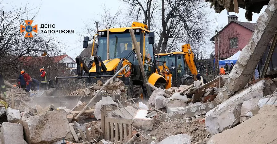 Більше ракет та конкретні цілі: чому росіяни змінили тактику обстрілів України