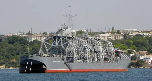 У Севастополі пошкоджено російський корабель «Коммуна», - речник ВМС ЗСУ